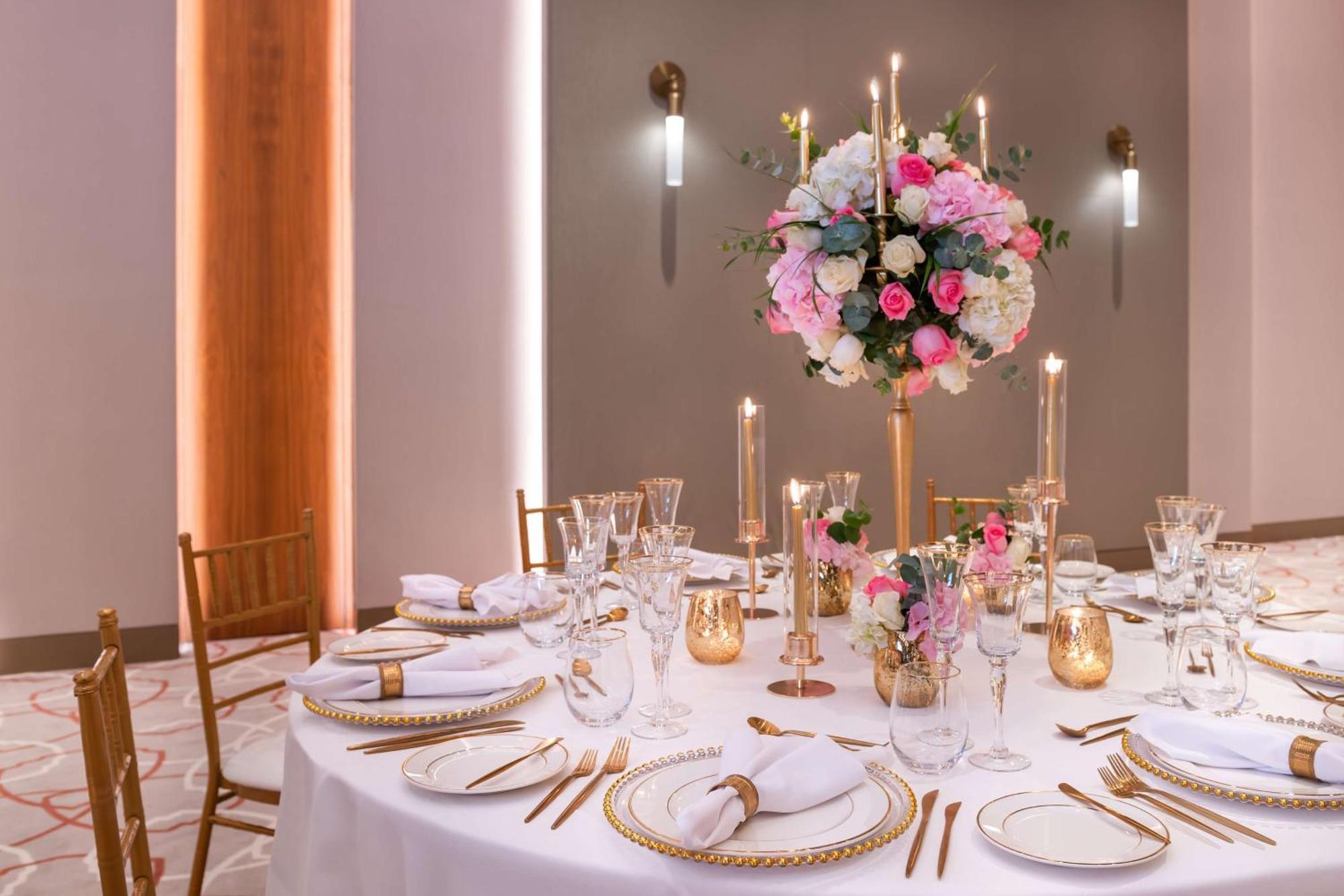 The Wb Abu Dhabi, Curio Collection By Hilton 5* Abu Dhabi