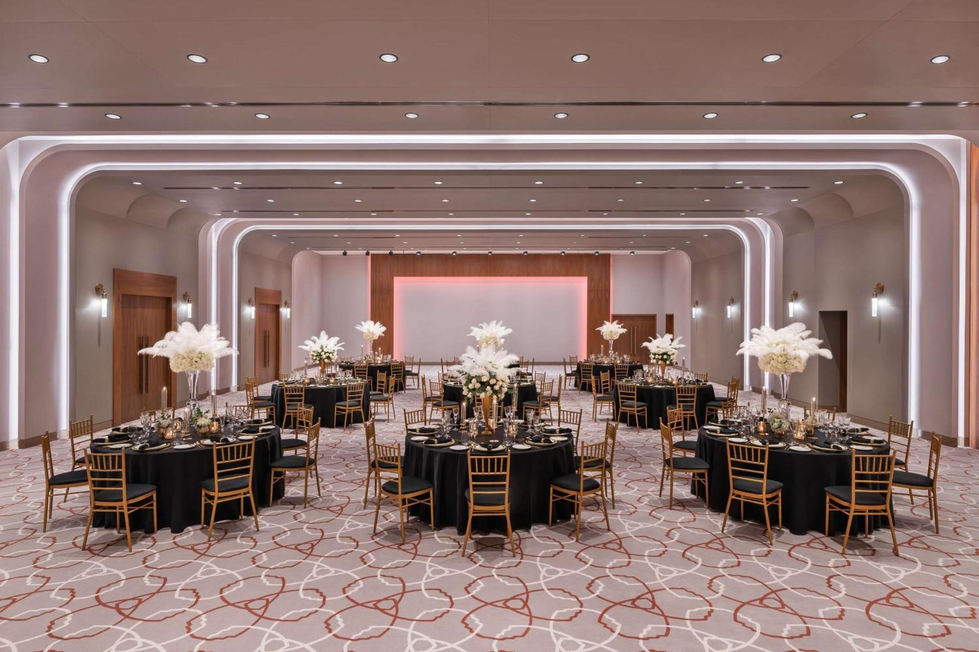 The Wb Abu Dhabi, Curio Collection By Hilton Hotel 5*