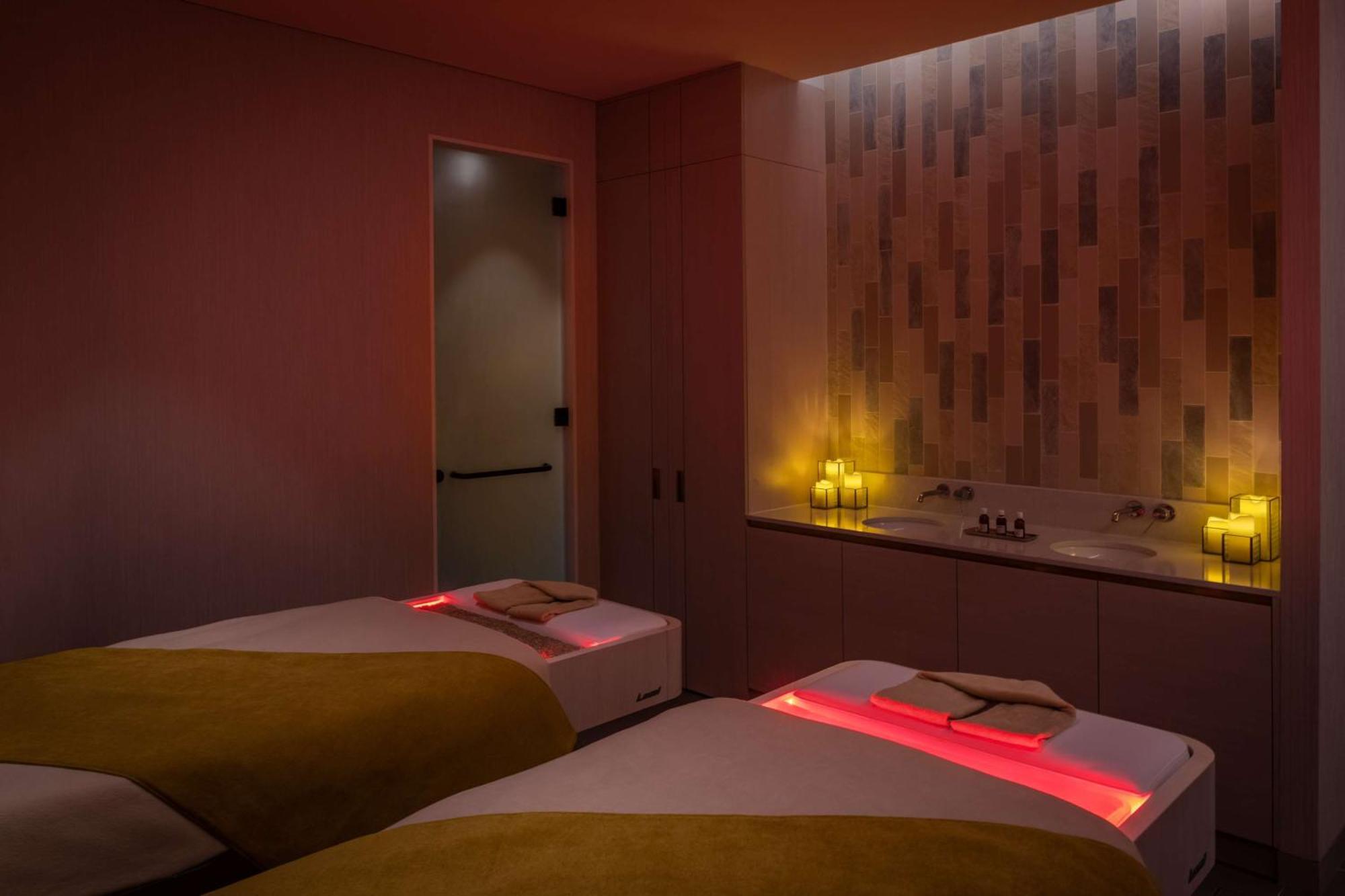 The Wb Abu Dhabi, Curio Collection By Hilton Hotel Abu Dhabi