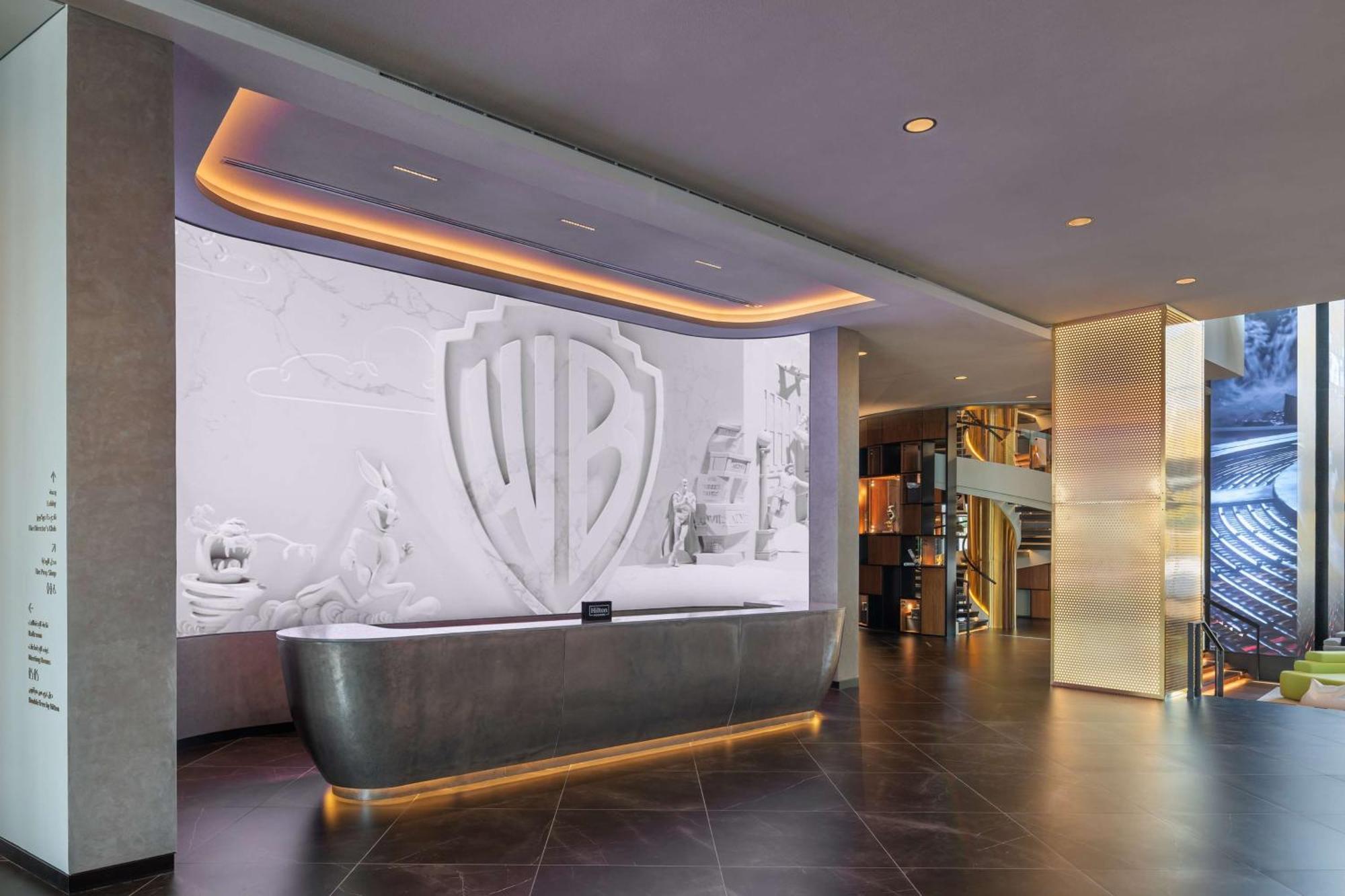 The Wb Abu Dhabi, Curio Collection By Hilton Hotel 5*