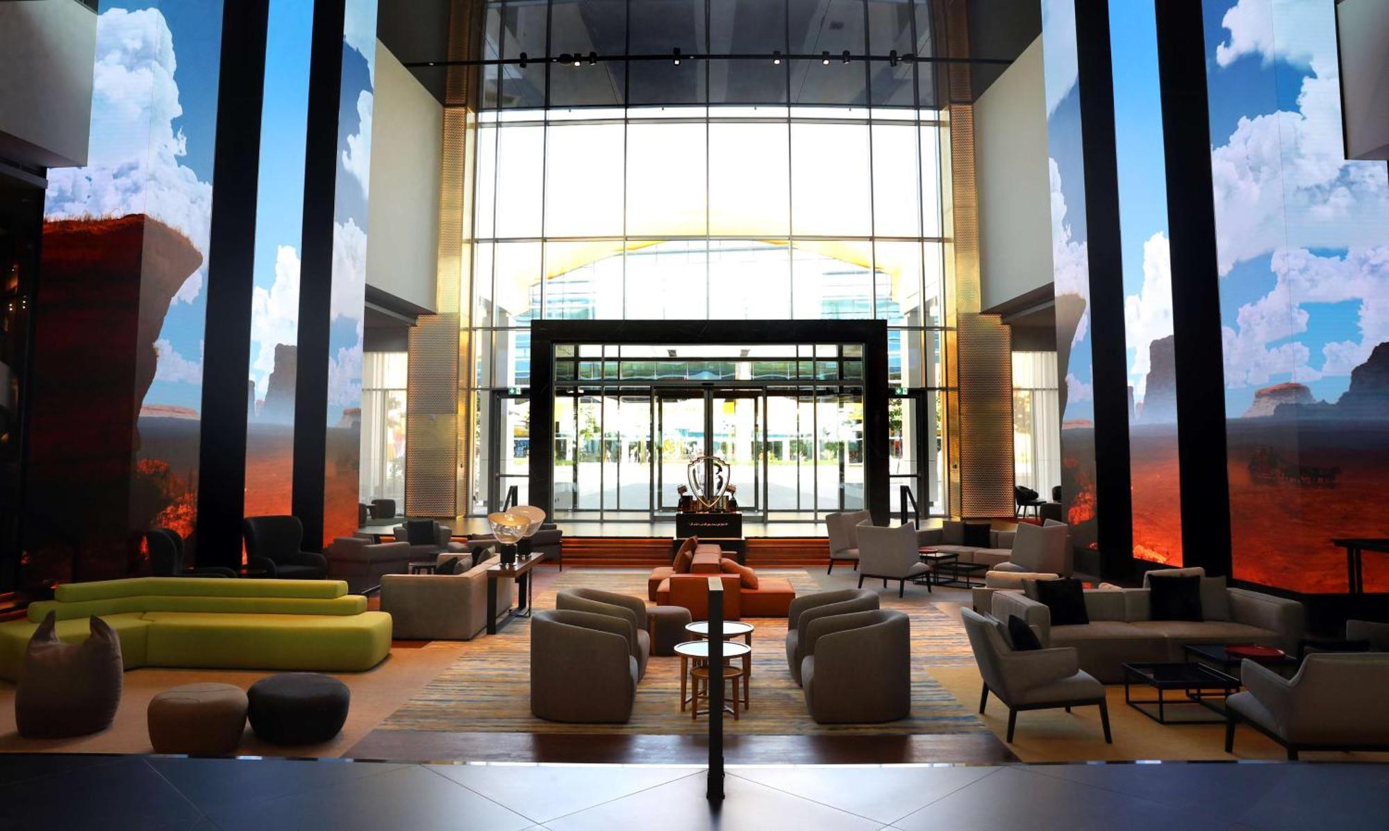 The Wb Abu Dhabi, Curio Collection By Hilton 5*