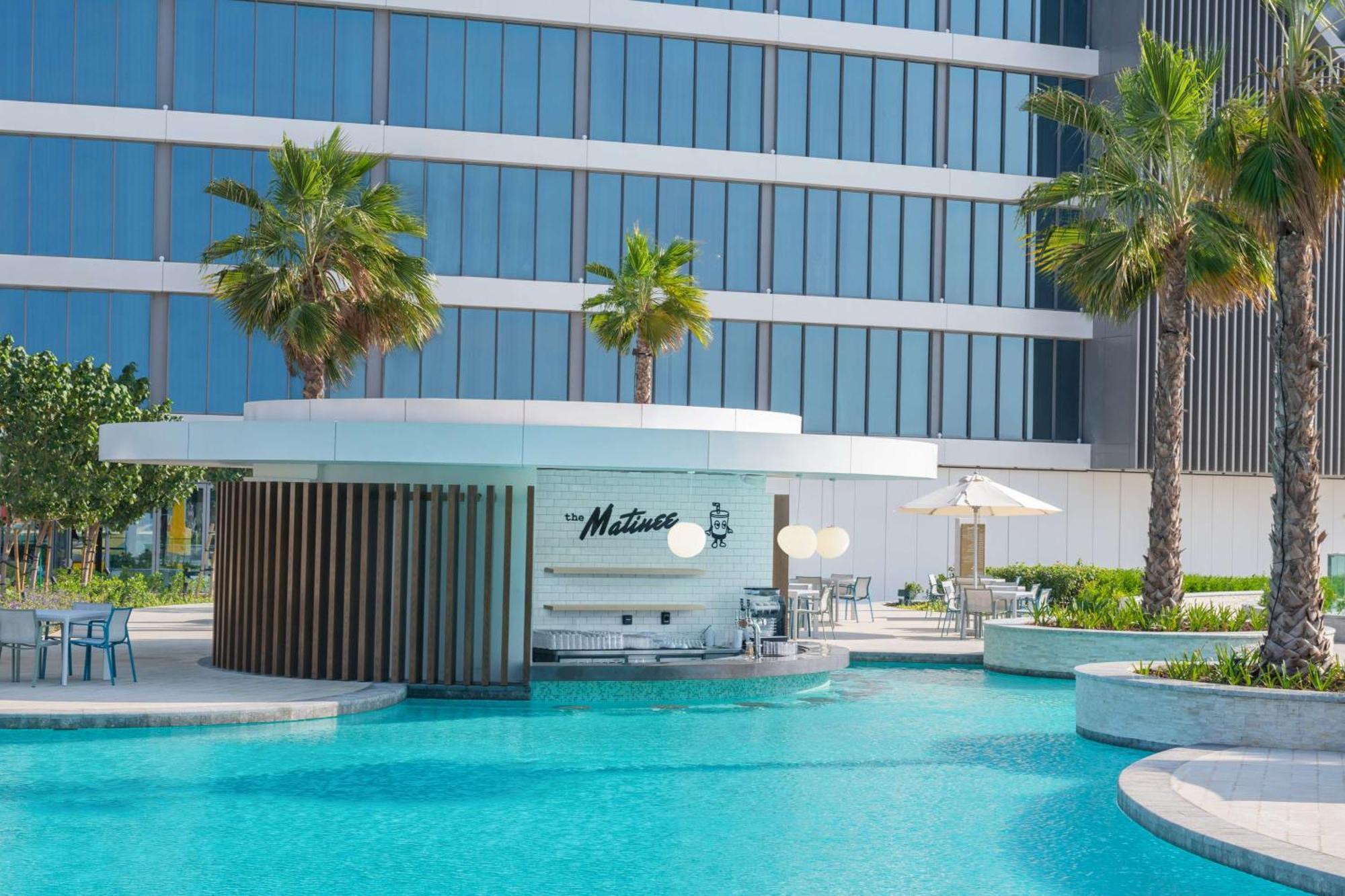 The Wb Abu Dhabi, Curio Collection By Hilton Hotel